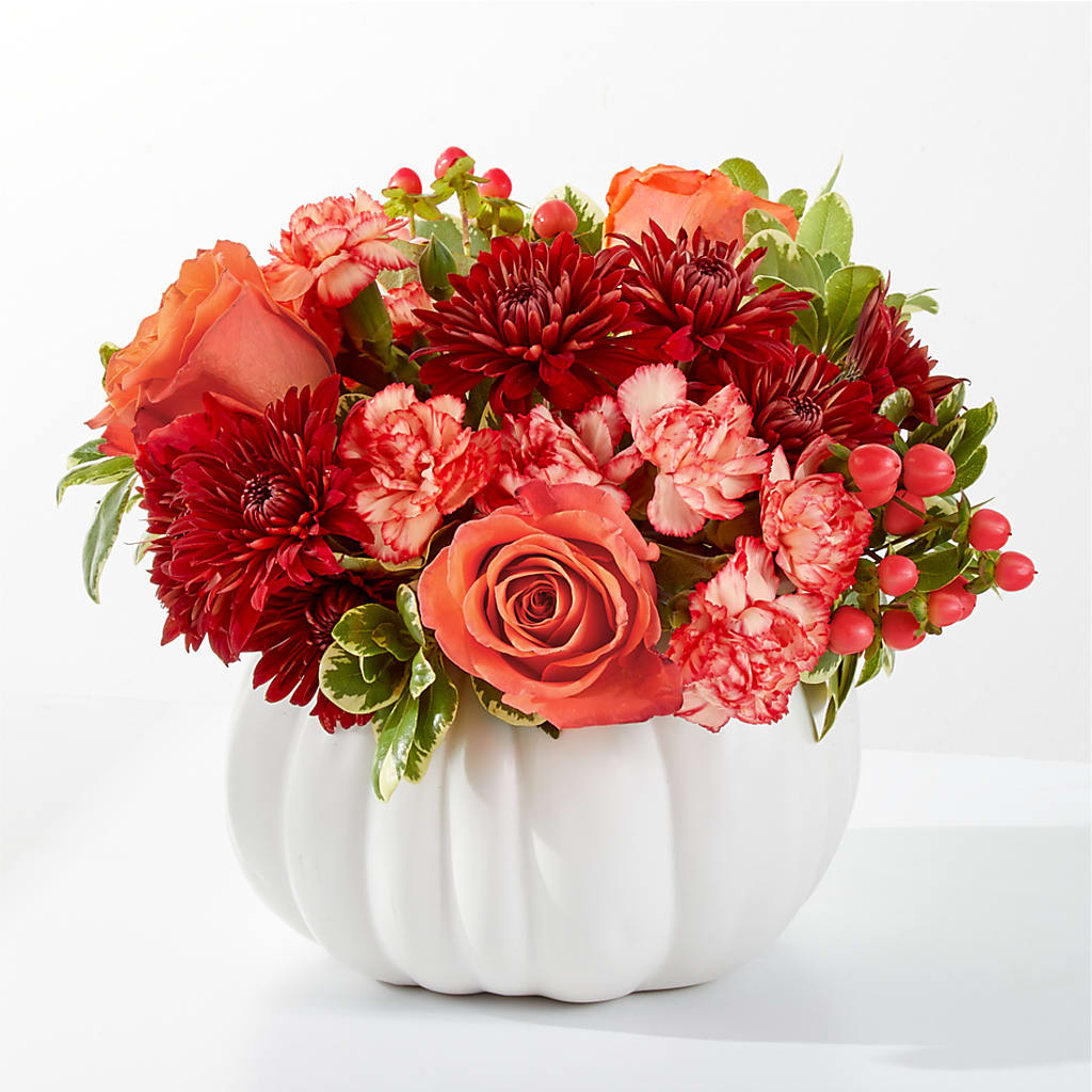 Autumn Air Pumpkin Bouquet – Charming Petals, Dracut MA