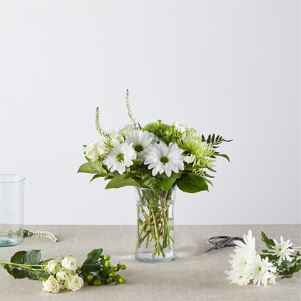 Irish Garden - A Florist Original – Charming Petals, Dracut MA