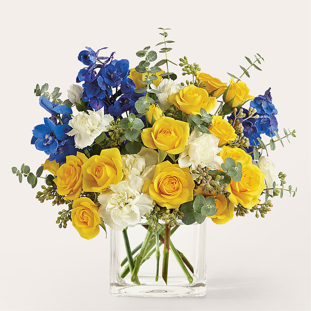 Sparkling Citrine Bouquet – Charming Petals, Dracut MA
