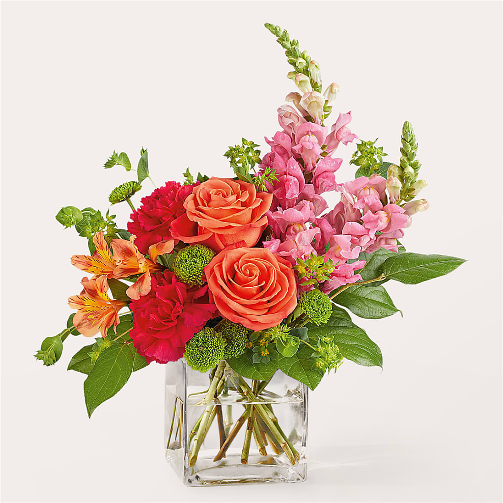 Cosmopolitan Bouquet – Charming Petals, Dracut MA