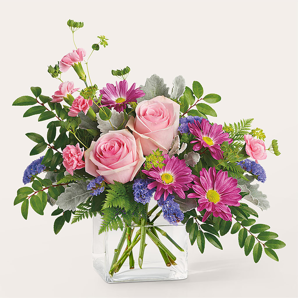 Starlet Bouquet – Charming Petals, Dracut MA