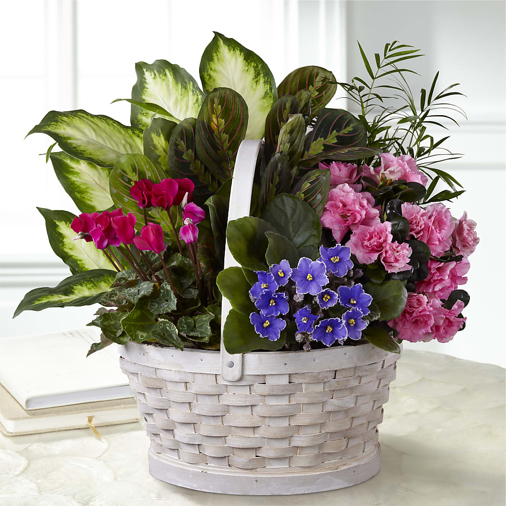 Peaceful Garden Planter – Charming Petals, Dracut MA