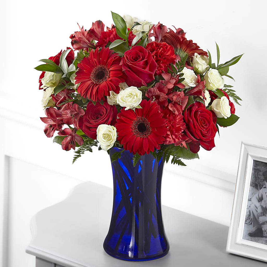 Hearts Embrace Bouquet – Charming Petals, Dracut MA