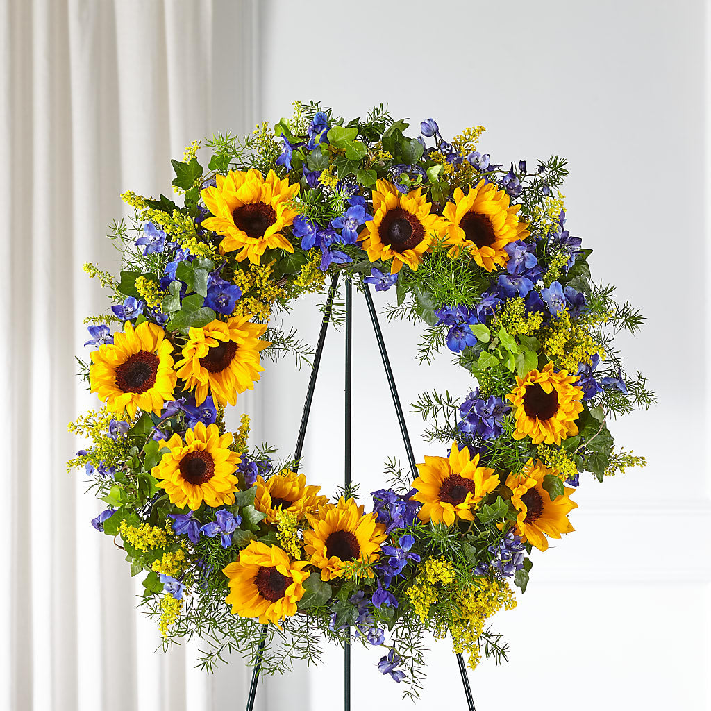 Bright Rays Wreath – Charming Petals, Dracut MA