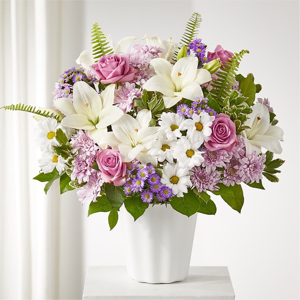 Warmest Thoughts Tabletop Basket – Charming Petals, Dracut MA