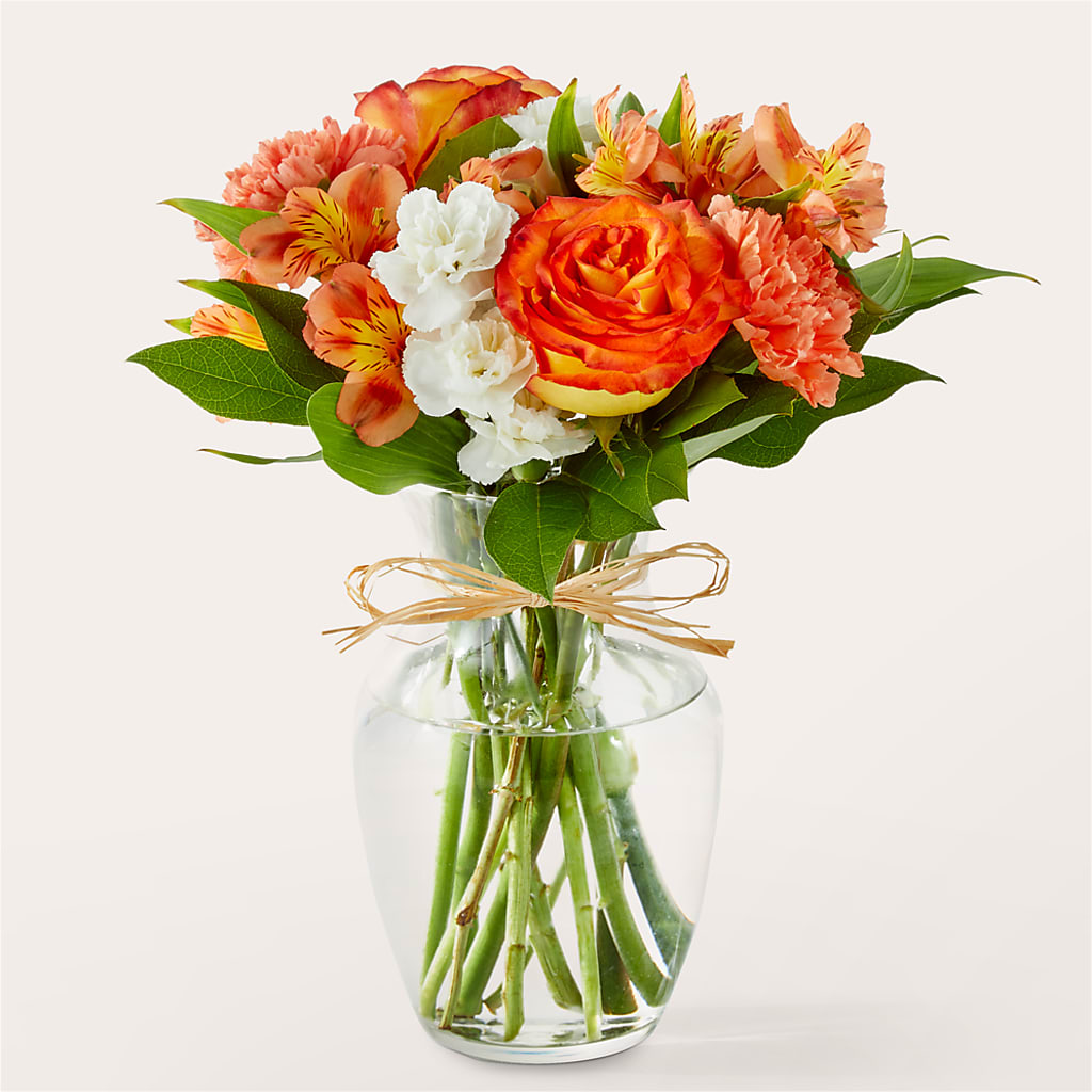 Apricot Glow Bouquet – Charming Petals, Dracut MA