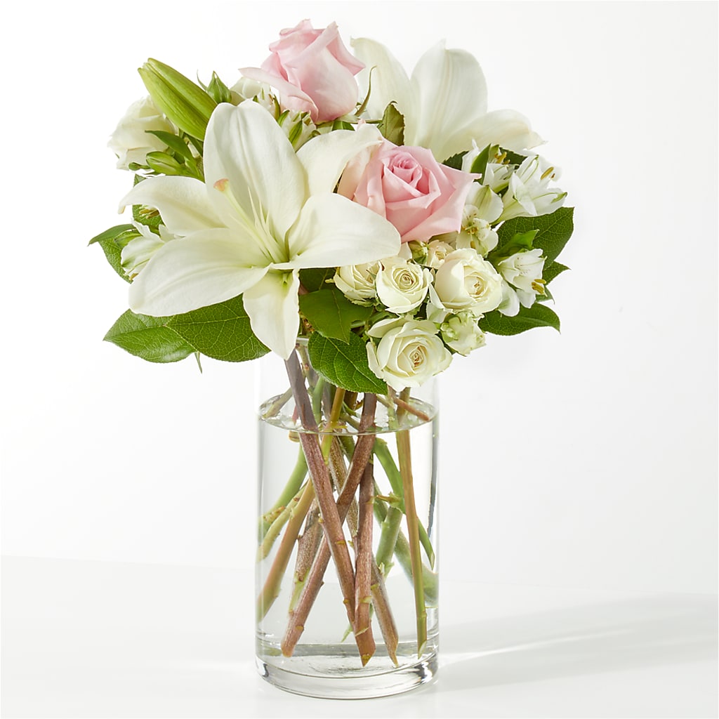 Kindhearted Bouquet – Charming Petals, Dracut MA