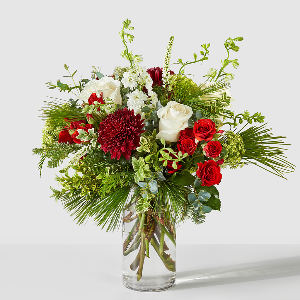 Favorite Traditions Bouquet – Charming Petals, Dracut MA