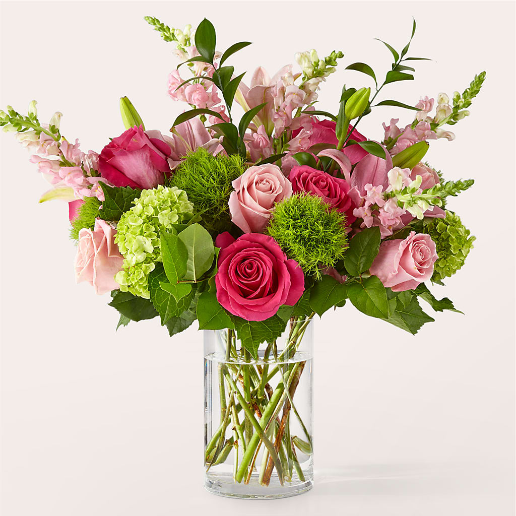 Fit for a Queen Luxury Bouquet – Charming Petals, Dracut MA