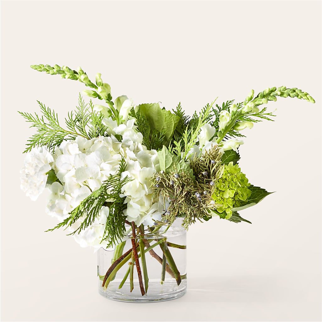 Marshmallows on Top Bouquet – Charming Petals, Dracut MA