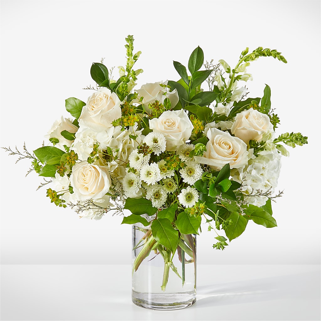 Hint of Vanilla Bouquet – Charming Petals, Dracut MA