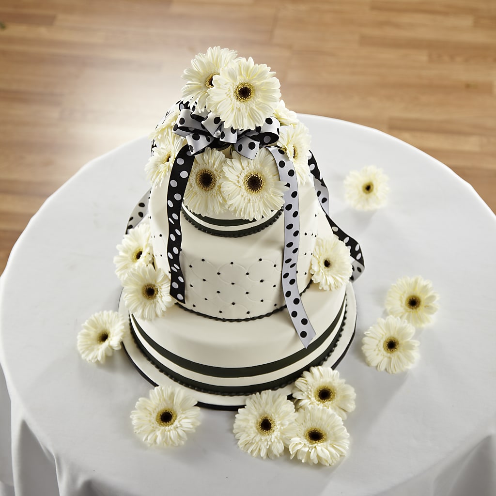 Simple Sophistication Cake Décor – Charming Petals, Dracut MA