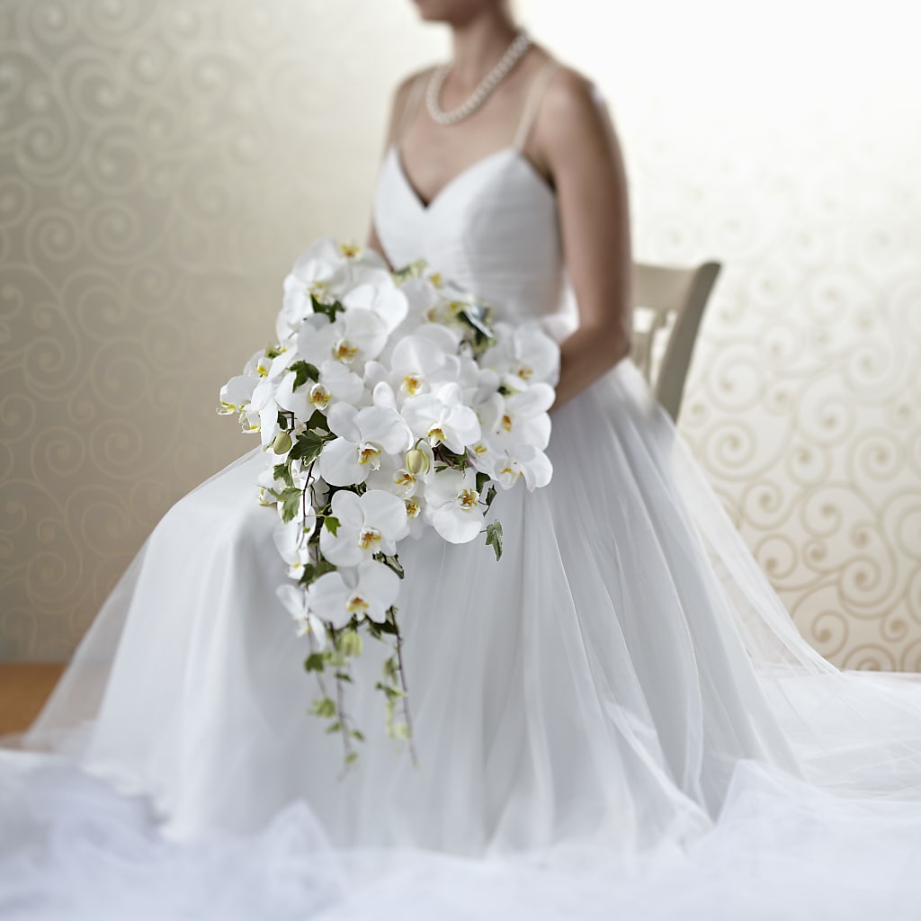Classic White Bouquet – Charming Petals, Dracut MA