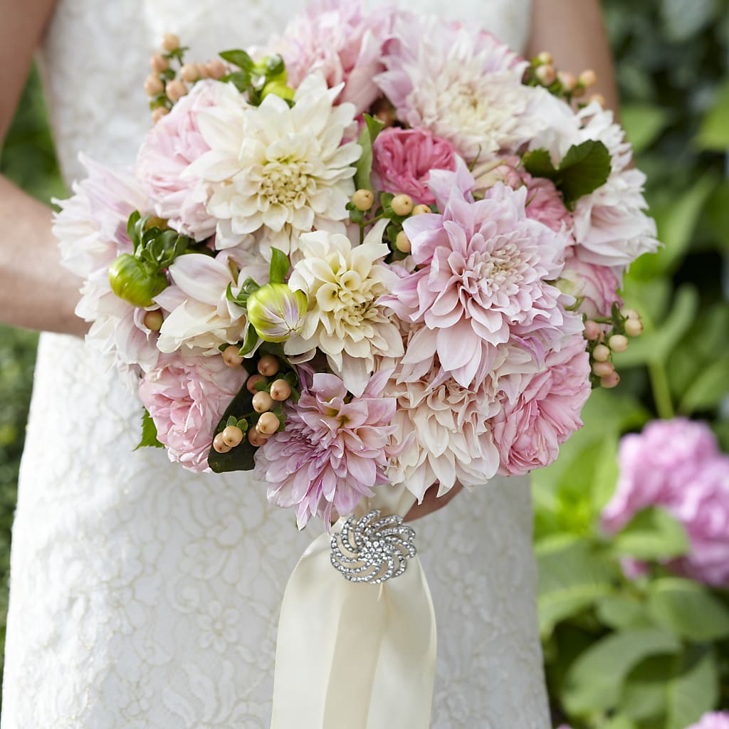 Heart's Promise Bouquet – Charming Petals, Dracut MA
