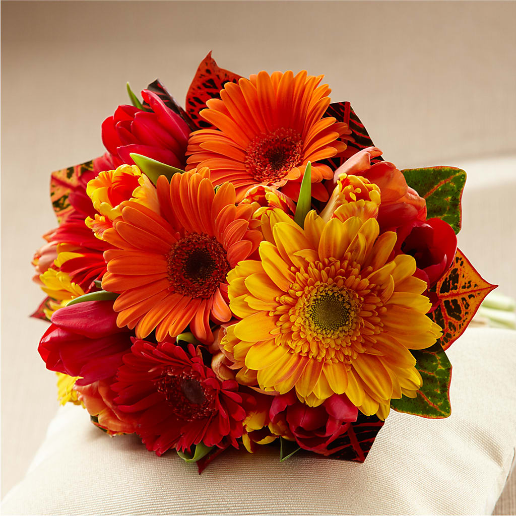 Sunglow Bouquet – Charming Petals, Dracut MA
