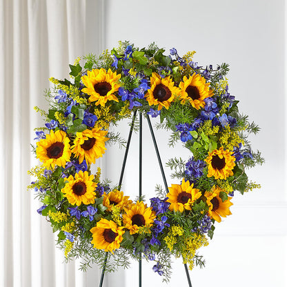 Bright Rays Wreath –  Charming Petals, Dracut MA