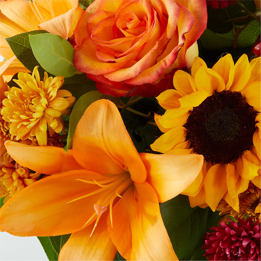 Grateful Centerpiece –  Charming Petals, Dracut MA