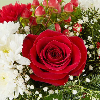 Chance of Flurries Bouquet –  Charming Petals, Dracut MA