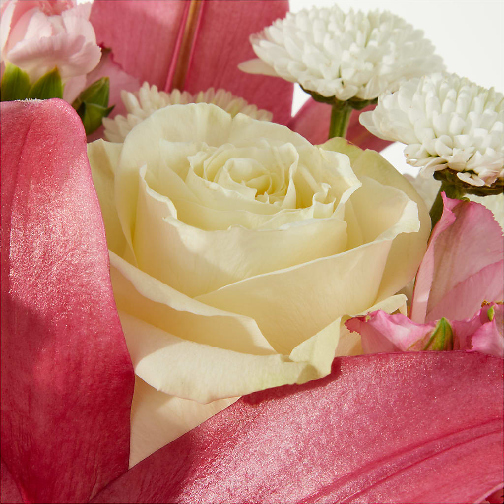 Piece of Cake Bouquet –  Charming Petals, Dracut MA