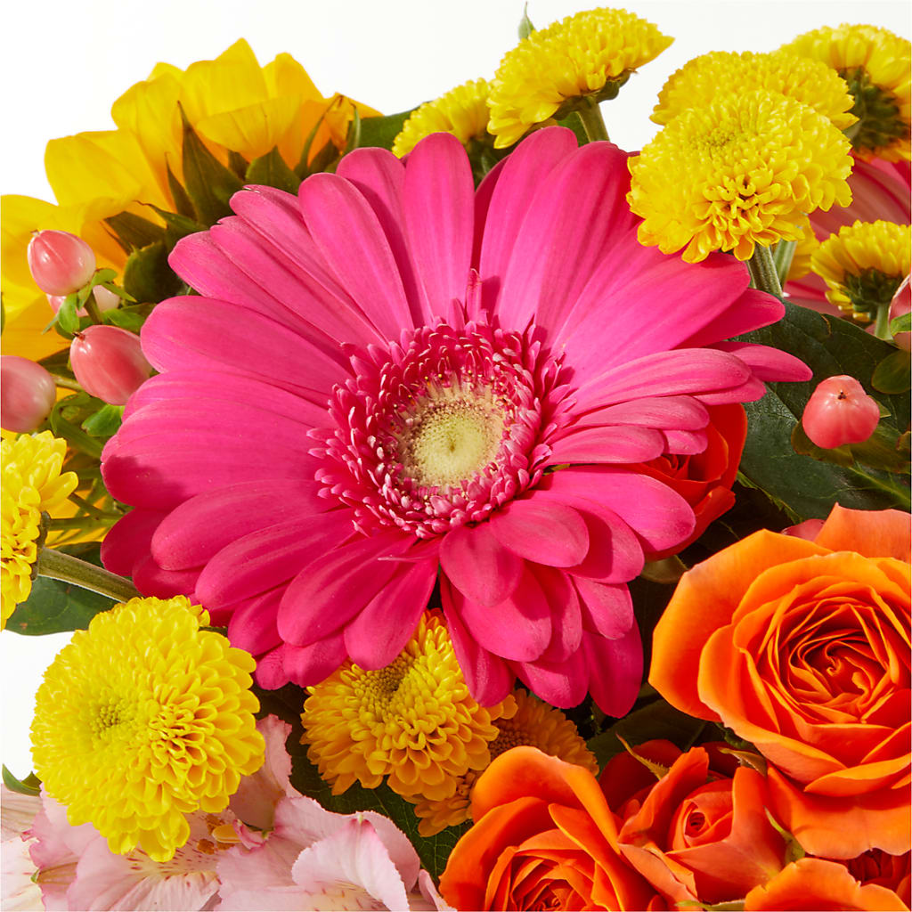 Beach Day Bouquet –  Charming Petals, Dracut MA