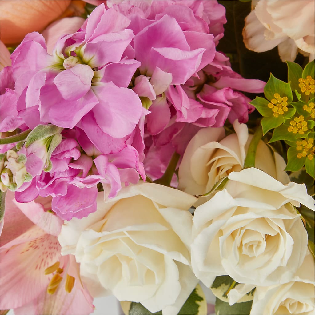 Paradise Bouquet –  Charming Petals, Dracut MA