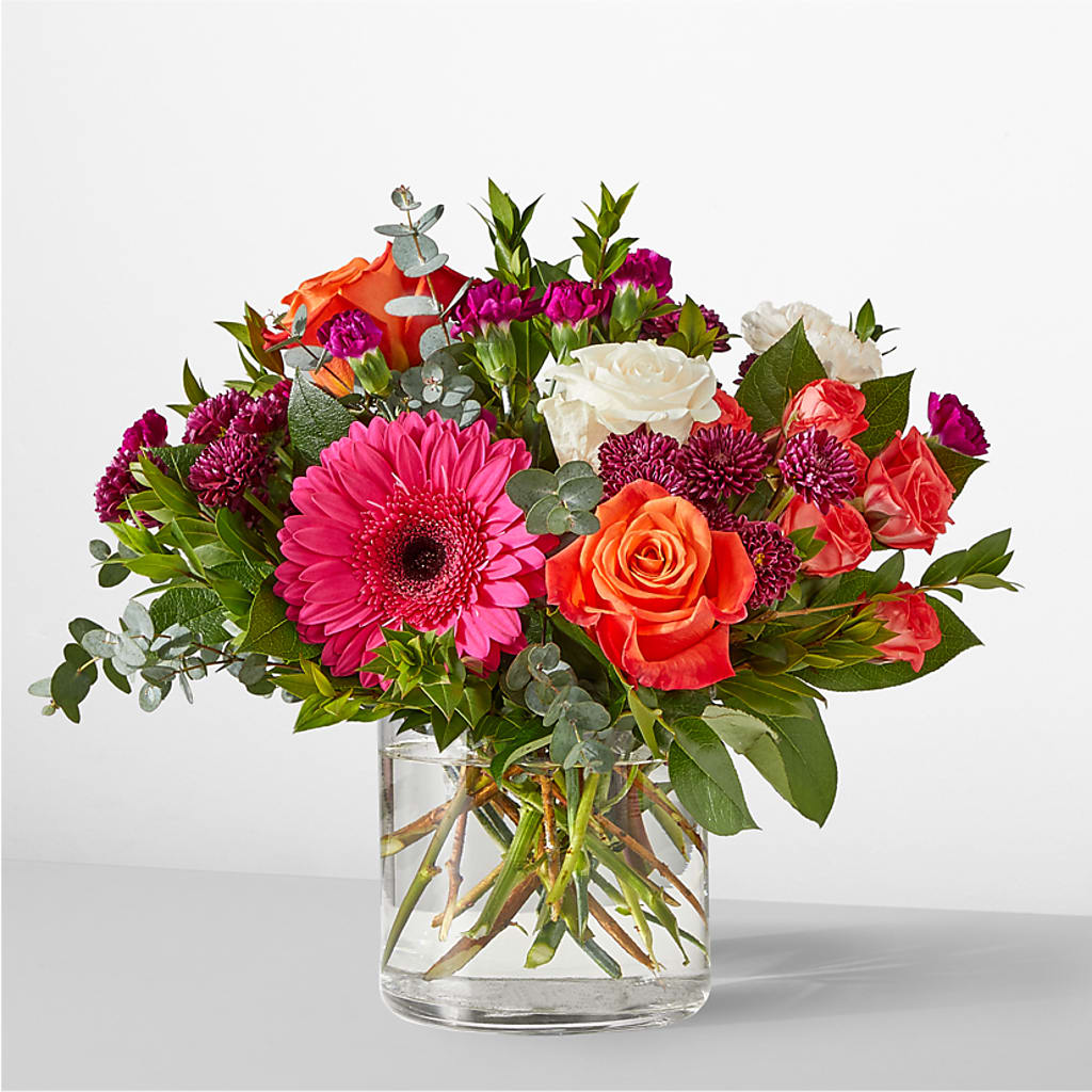 Smell the Roses Bouquet –  Charming Petals, Dracut MA