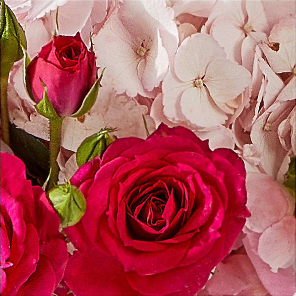 Glitz & Glam Bouquet –  Charming Petals, Dracut MA